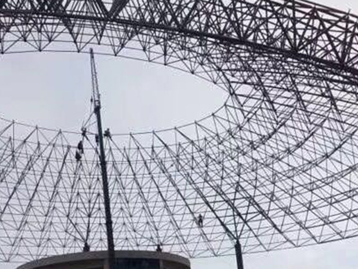 满洲里篮球馆球形网架厂家价格